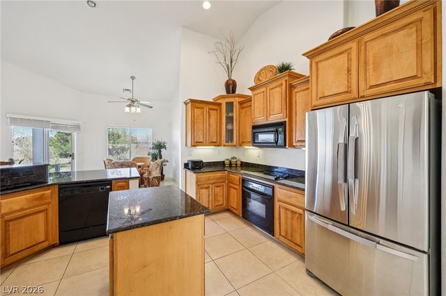 2180 Iroquois Avenue, Pahrump, NV 89048