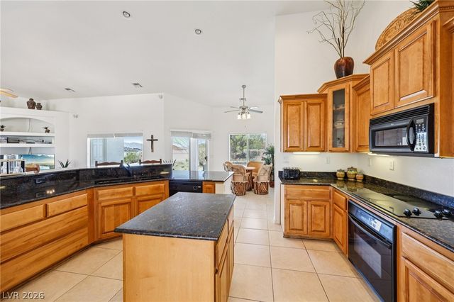 2180 Iroquois Avenue, Pahrump, NV 89048