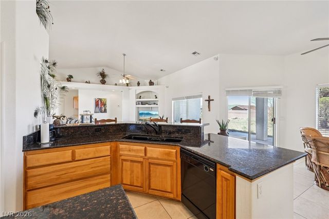 2180 Iroquois Avenue, Pahrump, NV 89048