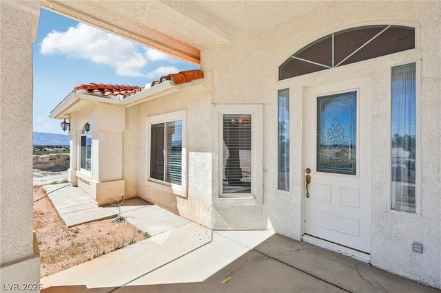 2180 Iroquois Avenue, Pahrump, NV 89048