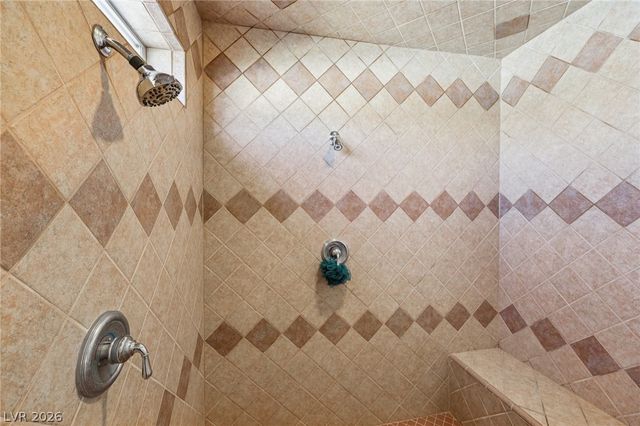 2180 Iroquois Avenue, Pahrump, NV 89048