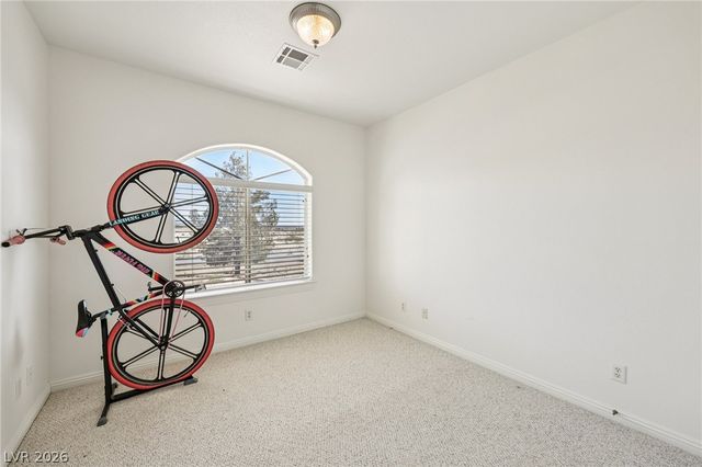 2180 Iroquois Avenue, Pahrump, NV 89048