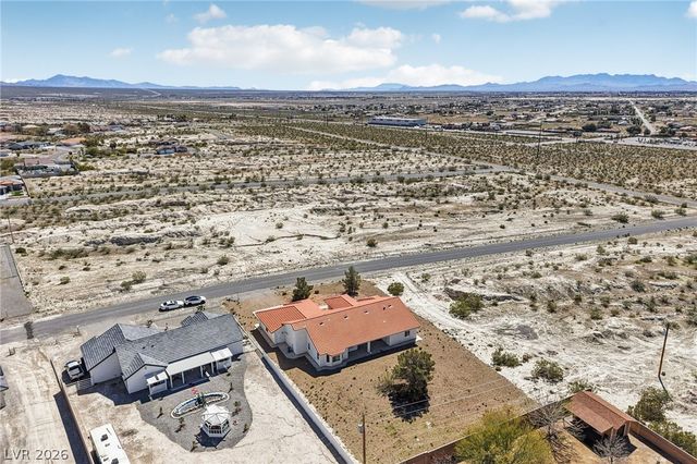 2180 Iroquois Avenue, Pahrump, NV 89048