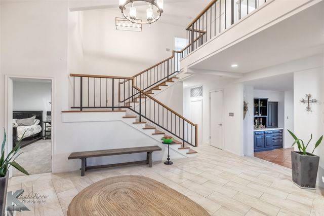 2909 Woodlake Drive, Abilene, TX 79606