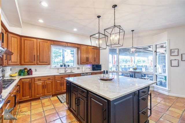 2909 Woodlake Drive, Abilene, TX 79606