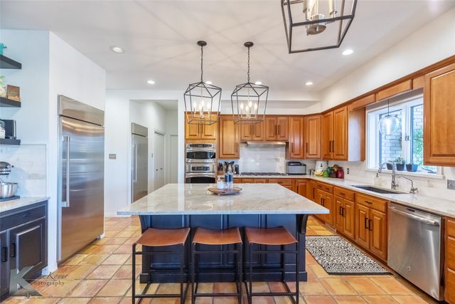 2909 Woodlake Drive, Abilene, TX 79606