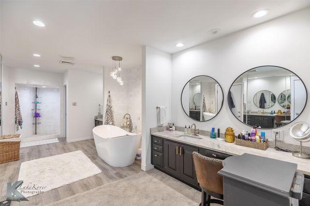 2909 Woodlake Drive, Abilene, TX 79606