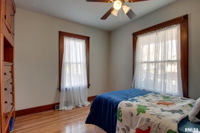 2524 CEDAR Street, Quincy, IL 62301