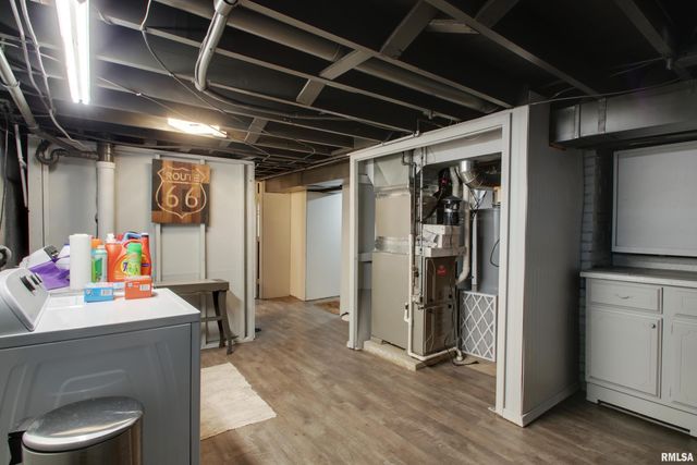 2524 CEDAR Street, Quincy, IL 62301