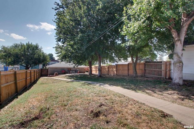 2524 CEDAR Street, Quincy, IL 62301