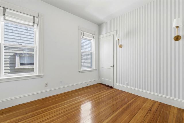 63 Downer Ave 1, Boston, MA 02125