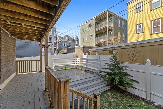 63 Downer Ave 1, Boston, MA 02125