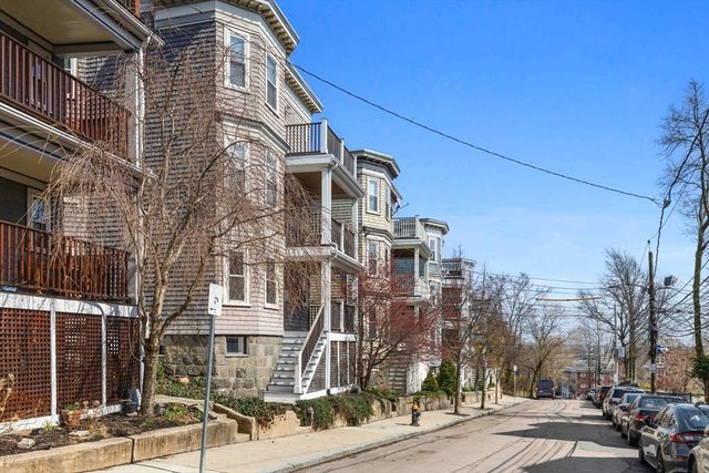 63 Downer Ave 1, Boston, MA 02125