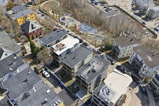 63 Downer Ave 1, Boston, MA 02125