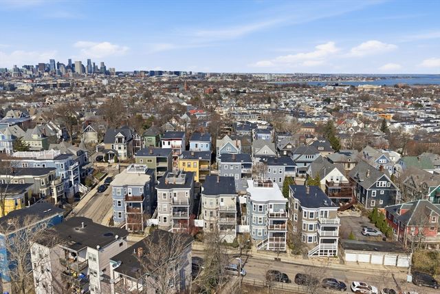 63 Downer Ave 1, Boston, MA 02125