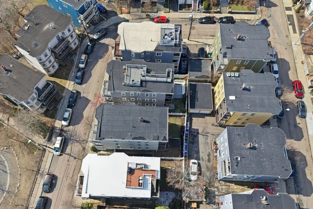 63 Downer Ave 1, Boston, MA 02125