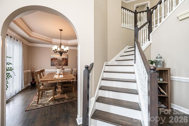 5700 Crown Terrace, Hickory, NC 28601