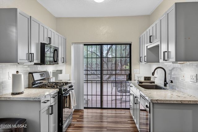 201 N Tyndall Avenue, Tucson, AZ 85719