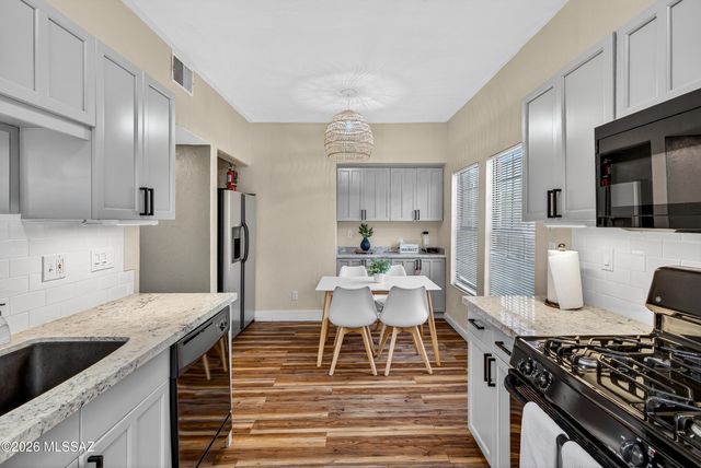 201 N Tyndall Avenue, Tucson, AZ 85719
