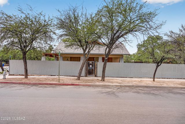 201 N Tyndall Avenue, Tucson, AZ 85719