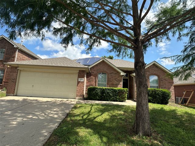 424 Shady Shore Lane, Crowley, TX 76036