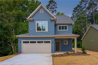 824 Vandar Drive, Winston-salem, NC 27106