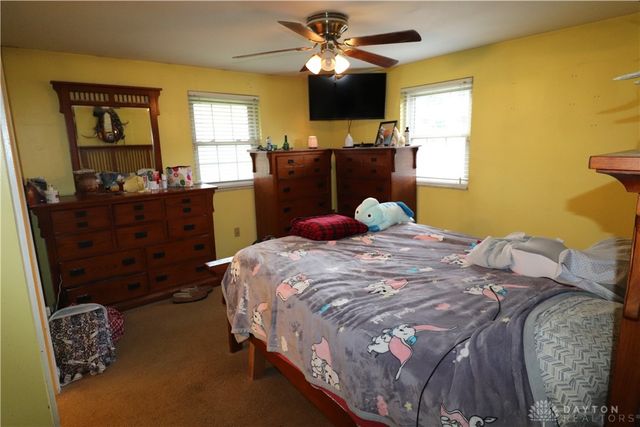 4944 Chesham Drive, Huber Heights, OH 45424