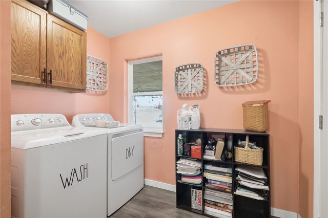 708 3rd Street SE, Independence, IA 50644