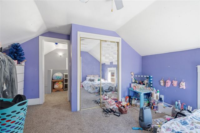 708 3rd Street SE, Independence, IA 50644