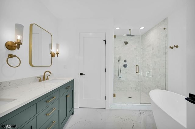 74 Hillside Ter, Livingston Twp., NJ 07039