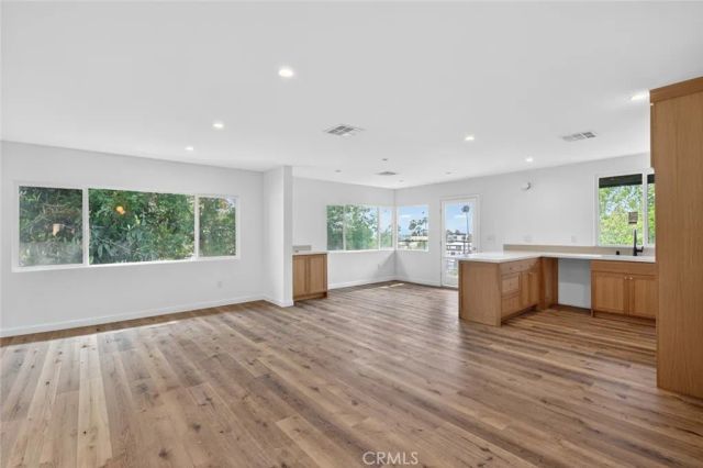 901 Micheltorena, Los Angeles, CA 90026