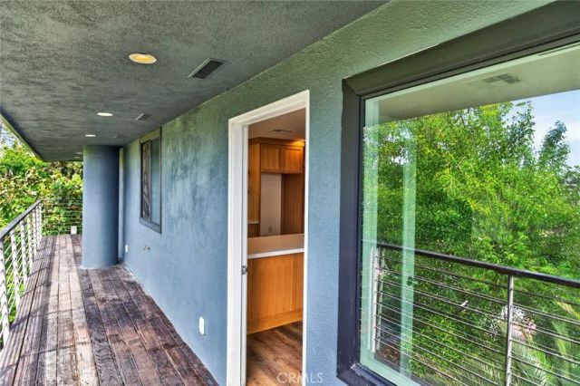 901 Micheltorena, Los Angeles, CA 90026