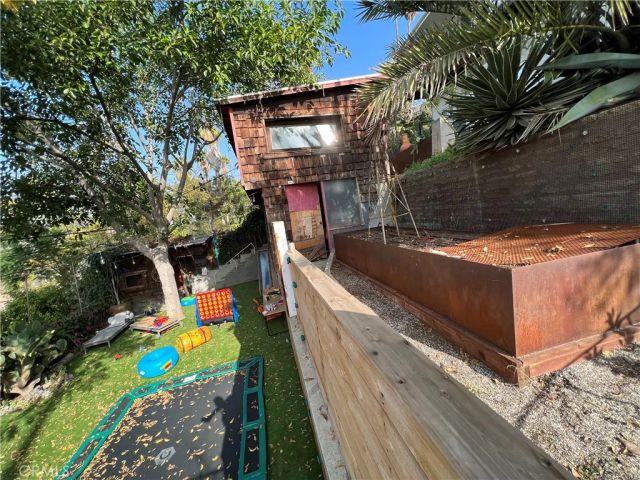 901 Micheltorena, Los Angeles, CA 90026