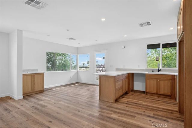 901 Micheltorena, Los Angeles, CA 90026