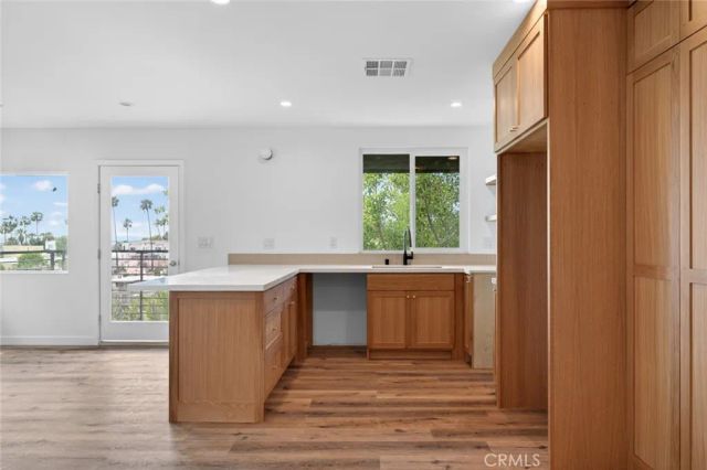 901 Micheltorena, Los Angeles, CA 90026