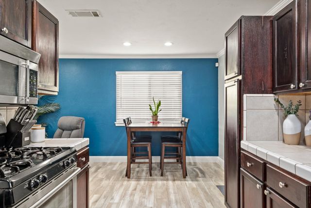 600 P St, Lincoln, CA 95648