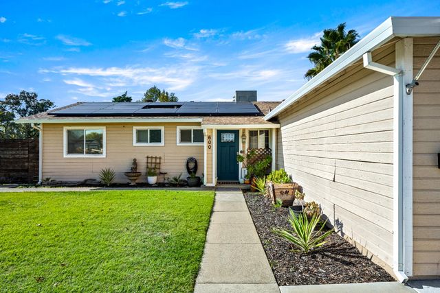 600 P St, Lincoln, CA 95648