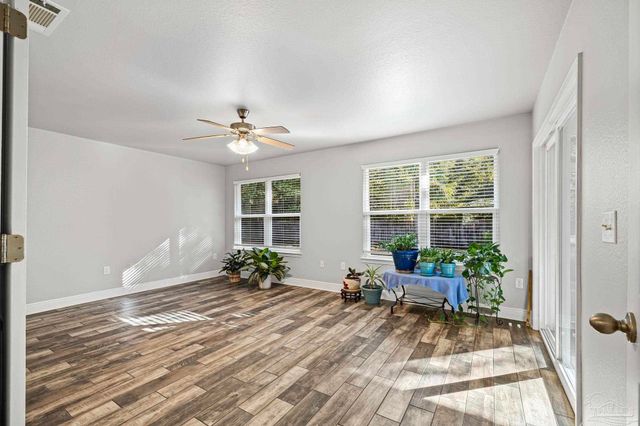 6132 Winchester Cir, Milton, FL 32570