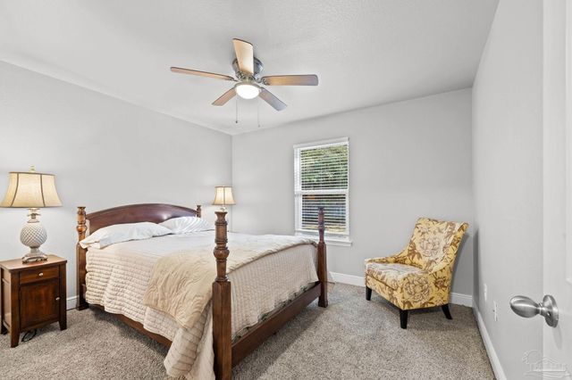 6132 Winchester Cir, Milton, FL 32570