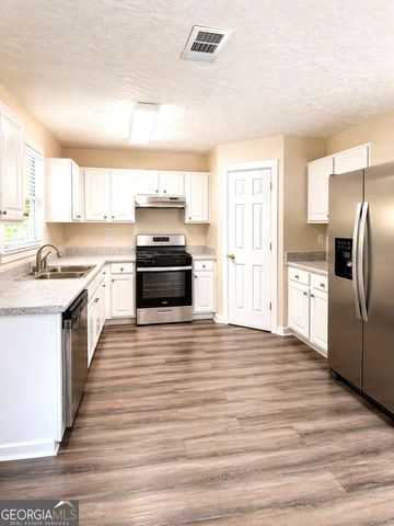 429 Village Bluff Drive, Lawrenceville, GA 30046