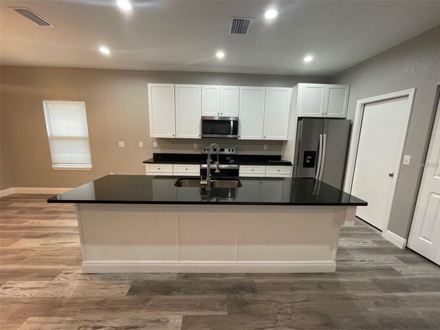 634 NE 15TH TERRACE, Gainesville, FL 32641