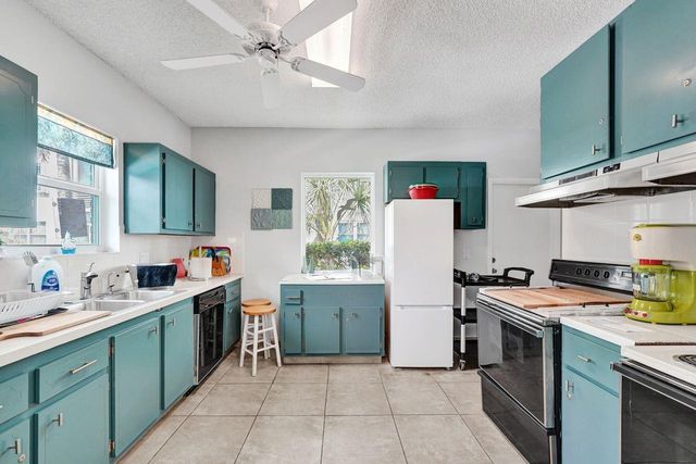 1501 S Ocean Boulevard 301, Pompano Beach, FL 33062