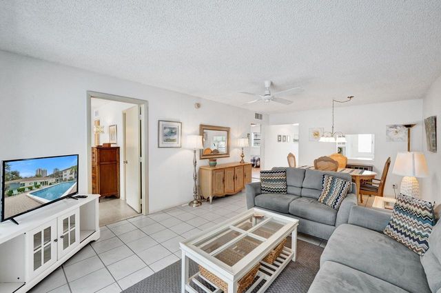 1501 S Ocean Boulevard 301, Pompano Beach, FL 33062