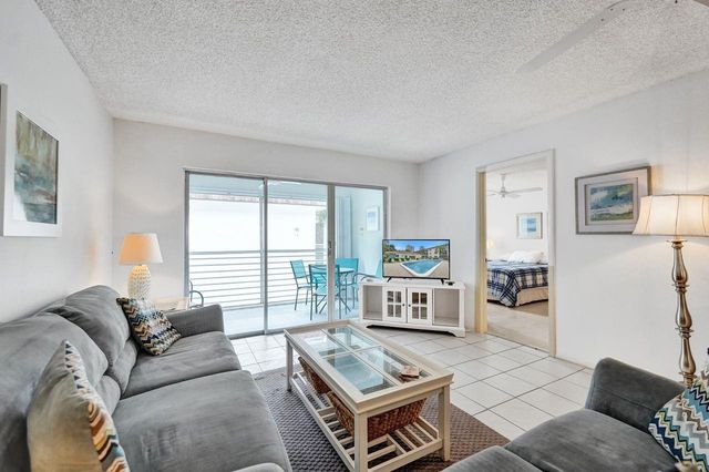 1501 S Ocean Boulevard 301, Pompano Beach, FL 33062