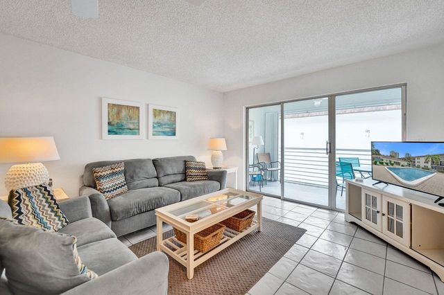 1501 S Ocean Boulevard 301, Pompano Beach, FL 33062