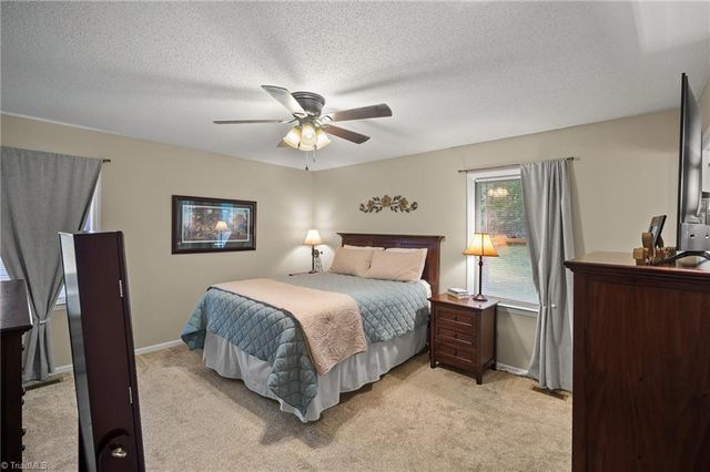 1025 Springwood Lane, Archdale, NC 27263
