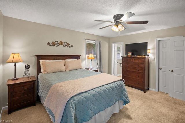 1025 Springwood Lane, Archdale, NC 27263