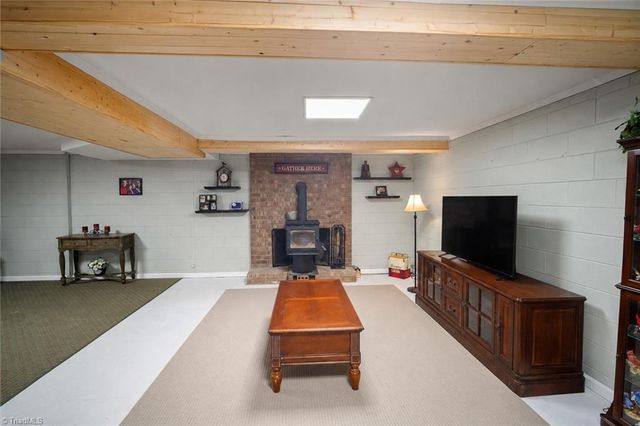 1025 Springwood Lane, Archdale, NC 27263