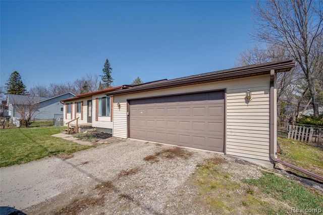 1243 Howard Street, Mount Morris, MI 48458