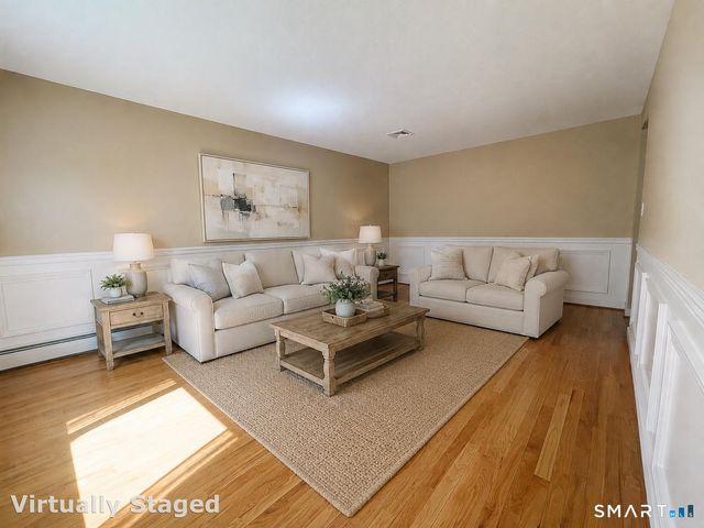 305 Eastbury Hill Road, Glastonbury, CT 06033